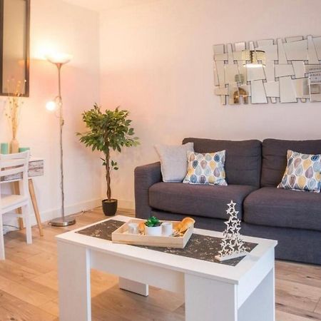 Charmant Appartement T1 Macon Exterior photo