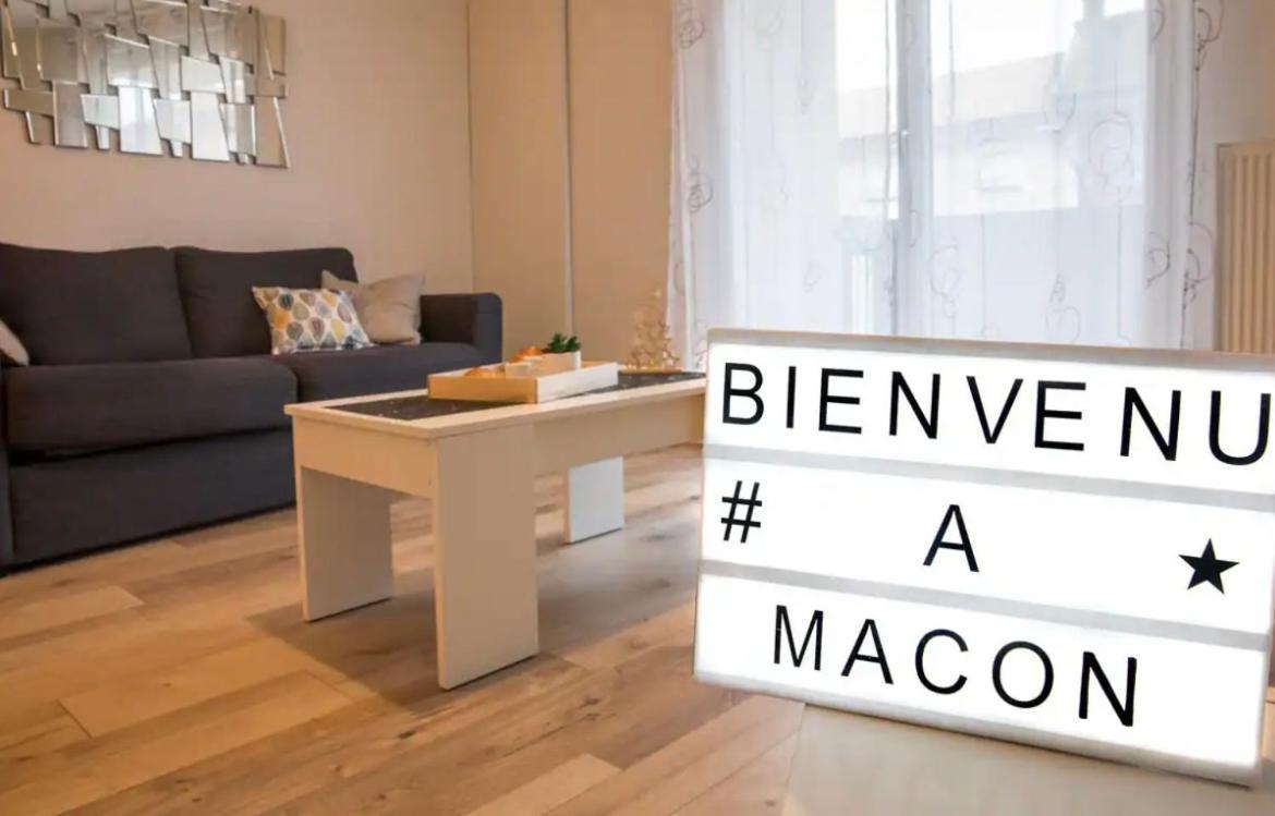 Charmant Appartement T1 Macon Exterior photo