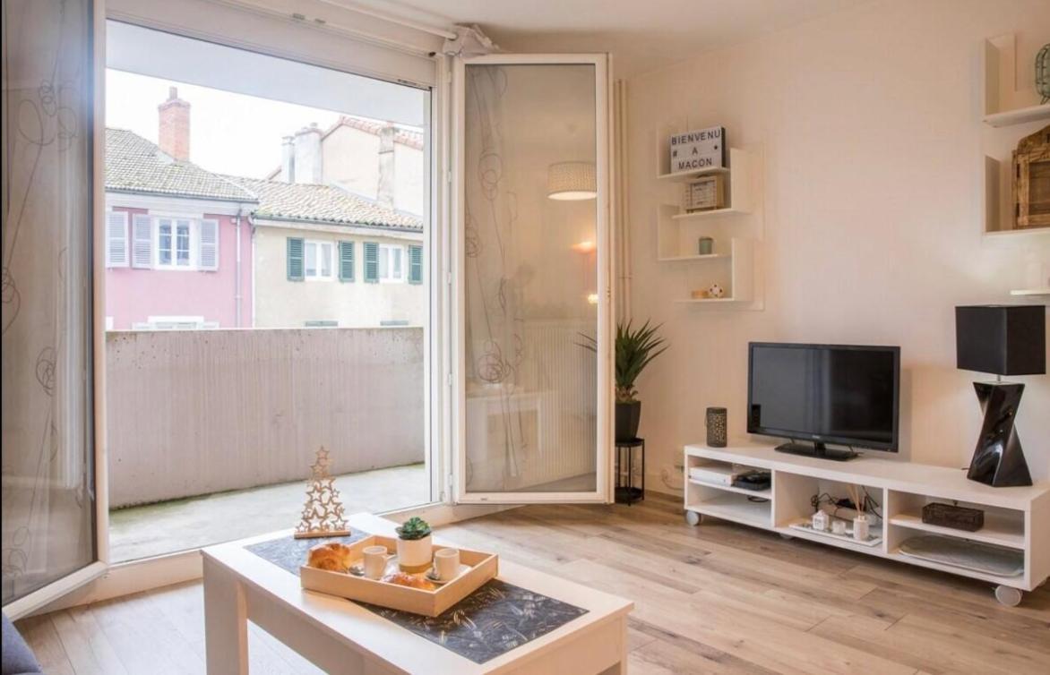 Charmant Appartement T1 Macon Exterior photo